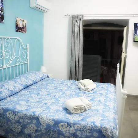 Le Coccole 57 Pensión